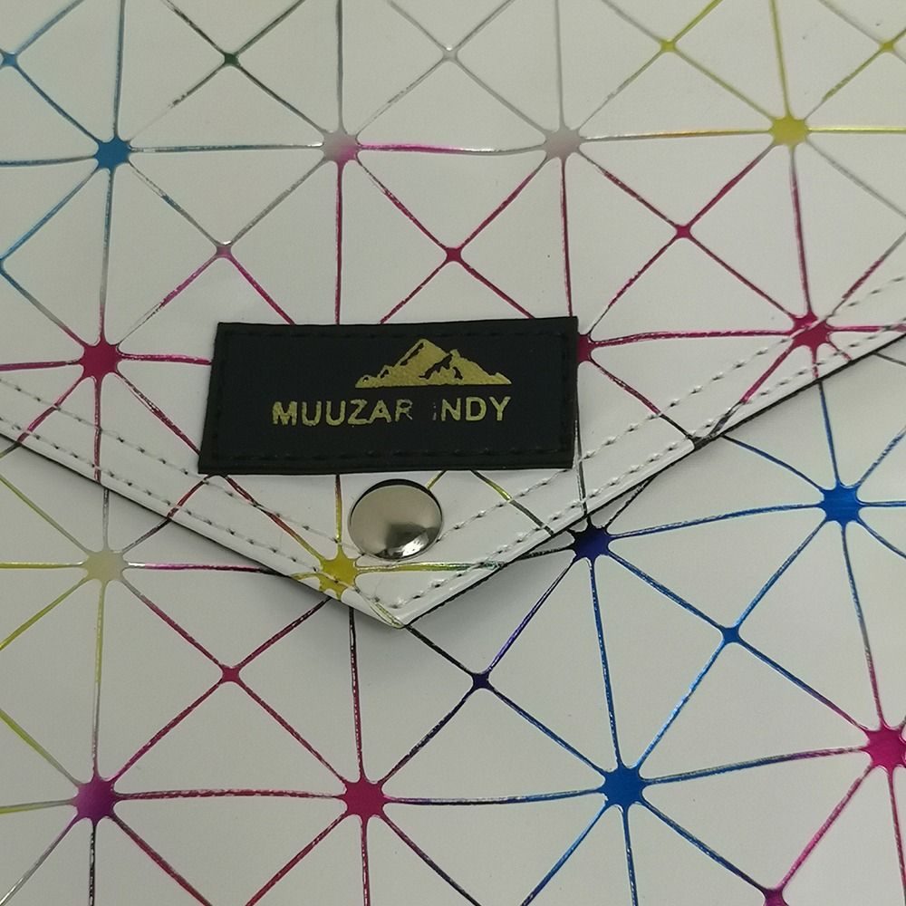 泰國Muuzar Indy白色PU漆皮小手袋斜孭袋(限量款)